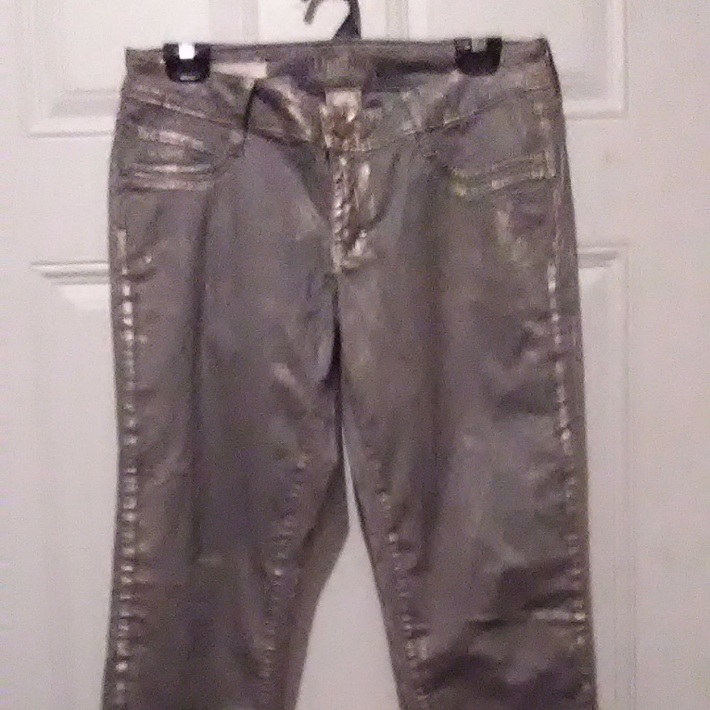 "Decree" Grey Shiny Jeans * NWOT